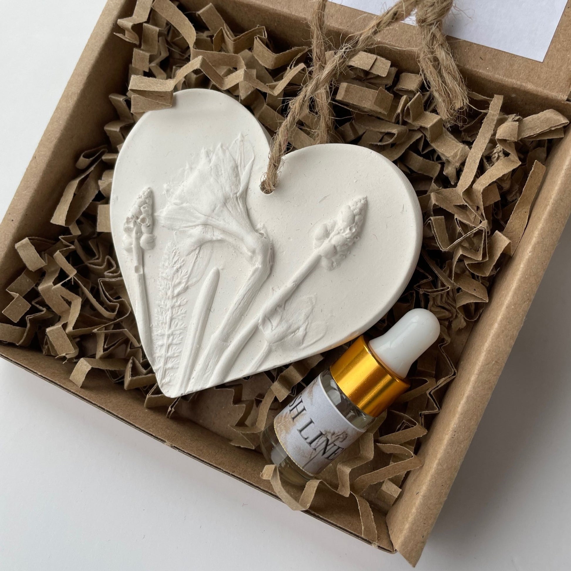 Spring Diffuser Infuser by Tara Joy Daffodils, Iris and buttercup