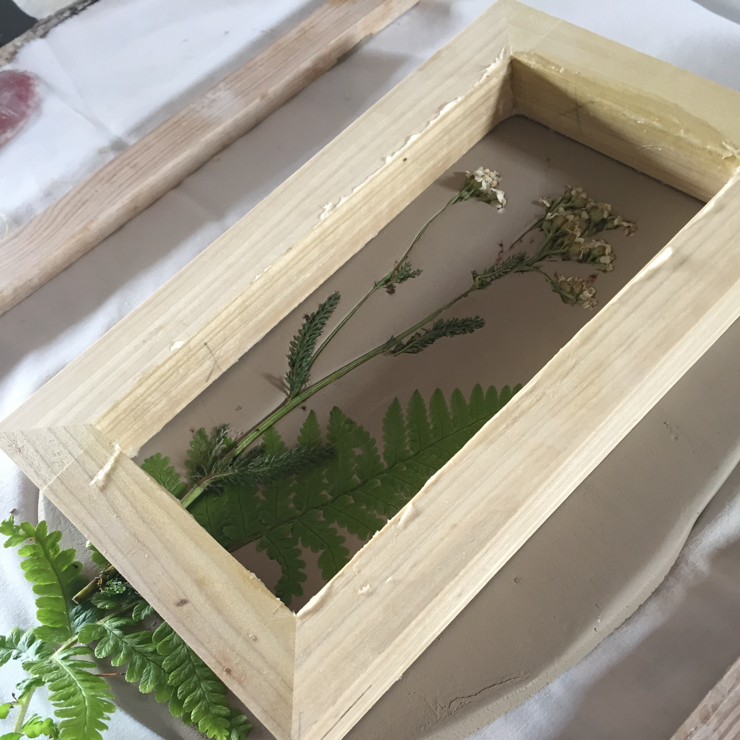 Flower Tile Casting - Date:  Friday 11th January 2019 10-1pm - Joy Impressions