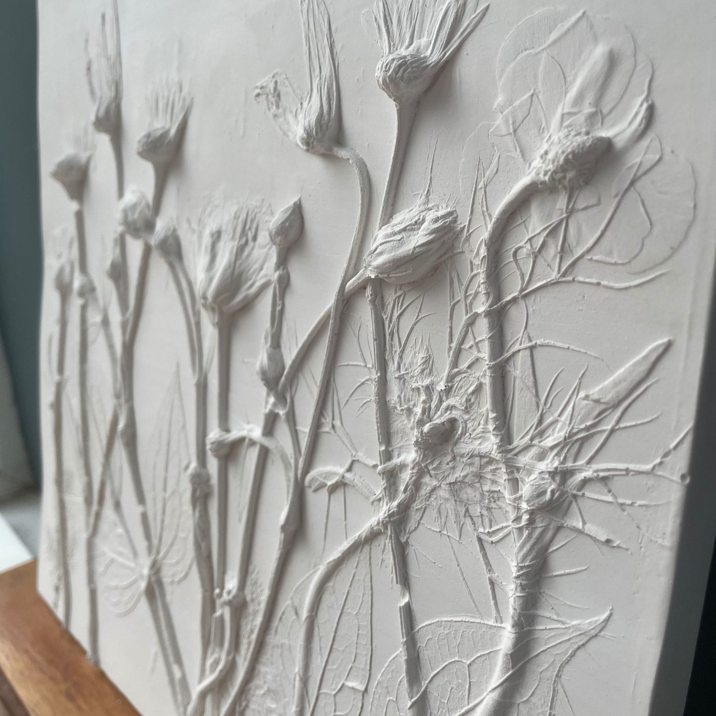 Entwined - Botanical Cast - Pure White